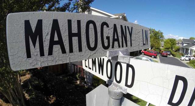 Photo of 1 Mahogany Ln, San Ramon, CA 94583