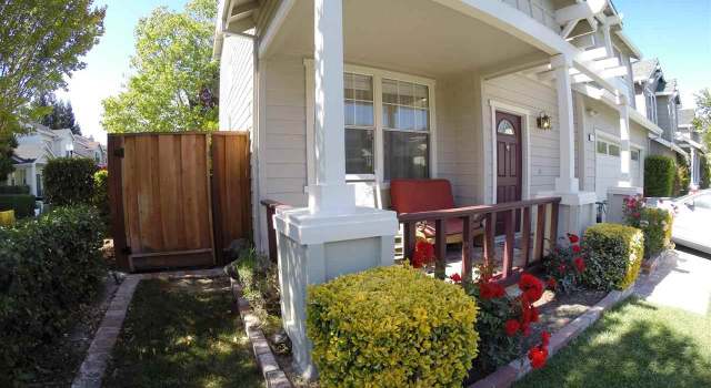 Photo of 1 Mahogany Ln, San Ramon, CA 94583