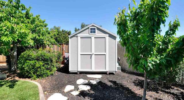 Photo of 874 Laguna St, Livermore, CA 94550