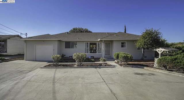 Property at 806 E 18th St, Antioch, CA 94509, 3 beds, 2 baths