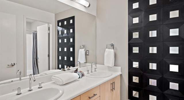 Photo of 331 Channel Way, Oakland, CA 94601
