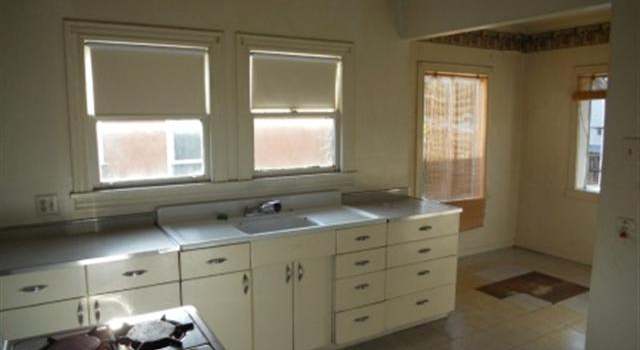 Photo of 3025 Seminary Ave, Oakland, CA 94605