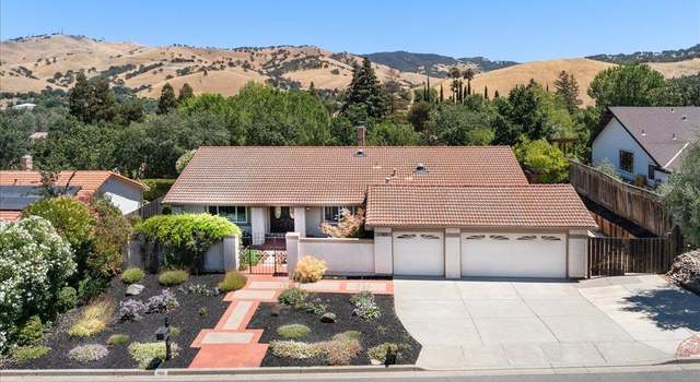 Photo of 522 Mt Davidson Ct, Clayton, CA 94517