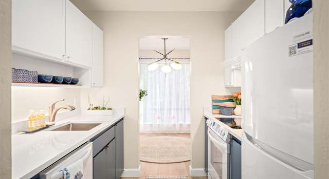 Photo of 430 N Civic Dr #313, Walnut Creek, CA 94596