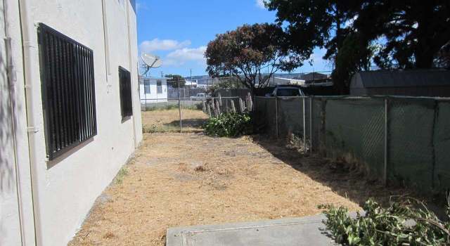 Photo of 656 Douglas Ave, Oakland, CA 94603