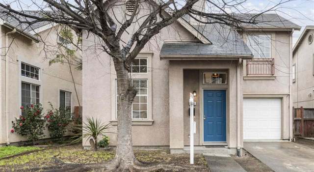 Photo of 958 Village Cir, Oakland, CA 94607