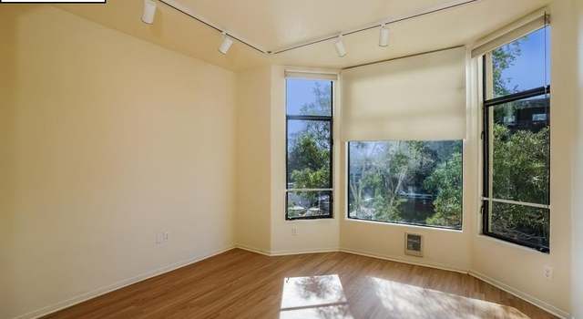 Photo of 1849 Shattuck #302, Berkeley, CA 94709