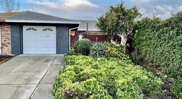 Photo of 148 E Trident Dr, Pittsburg, CA 94565