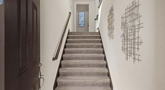 Photo of 6502 Bayview Dr, Oakland, CA 94605