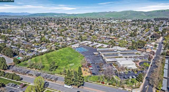 Photo of 1469 Marclair Dr, Concord, CA 94521