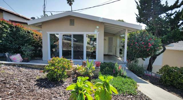 Photo of 9015 Castlewood St, Oakland, CA 94605