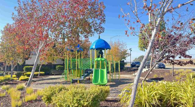 Photo of 1102 Yarrow Pl, Richmond, CA 94806