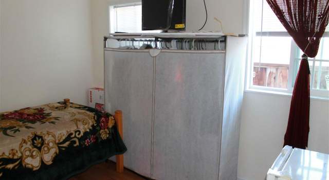 Photo of 1122 60th Ave, Oakland, CA 94621