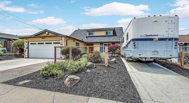 Photo of 947 Kittery Way, Pinole, CA 94564