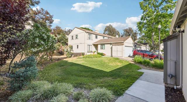 Photo of 9 Moraine Ct, Hercules, CA 94547