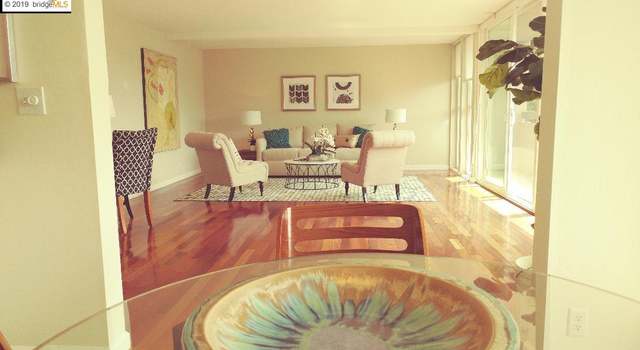 Photo of 398 Adams St #207, Oakland, CA 94610