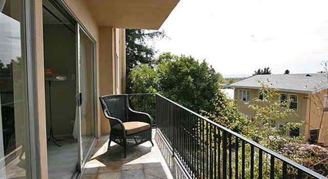 Photo of 5290 Broadway Ter #203, Oakland, CA 94618