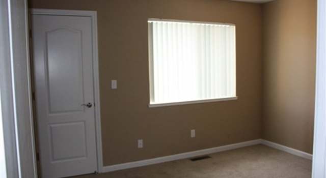 Photo of 4002 Elmo Loop Unit C, Modesto, CA 95356