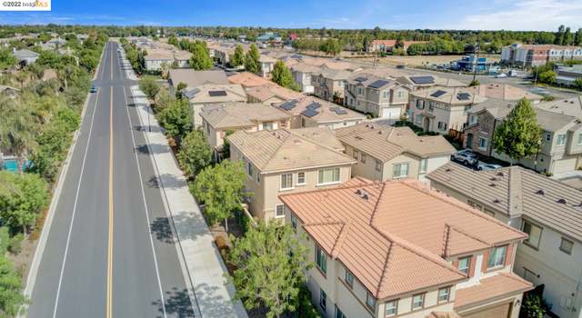 Photo of 305 Alta St, Brentwood, CA 94513