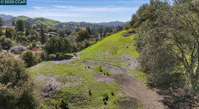 Photo of 38 Warfield Dr, Moraga, CA 94556