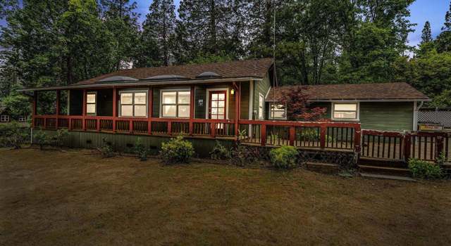Photo of 5018 Hillcrest Dr, Hathaway Pines, CA 95233