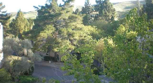 Photo of 562 Woodminster Dr, Moraga, CA 94556