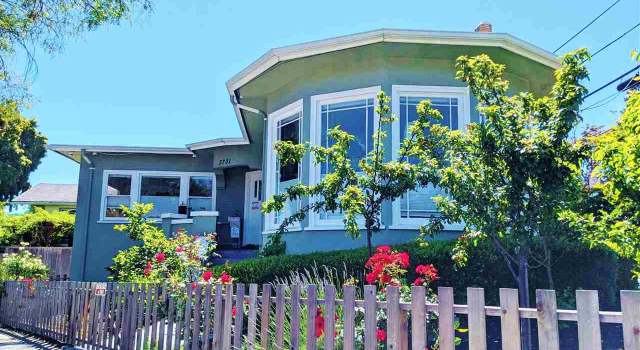 Photo of 5701 Broadway, Oakland, CA 94618