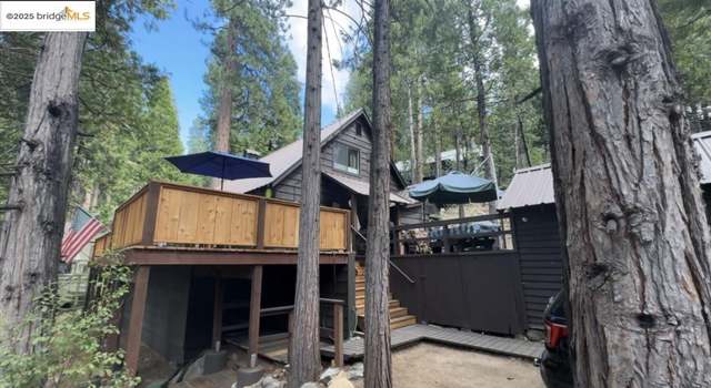 Photo of 341 Lakeshore Dr, Pinecrest, CA 95364