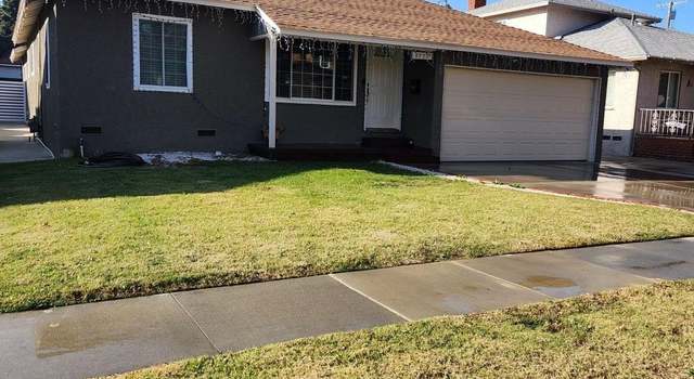 Photo of 4759 Lorelei Ave, Long Beach, CA 90808