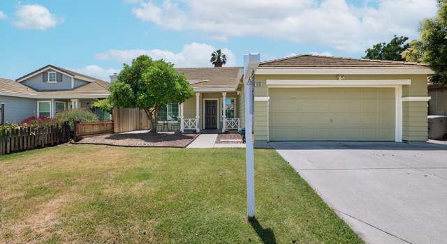 Photo of 1635 Marenda Dr, Dixon, CA 95620