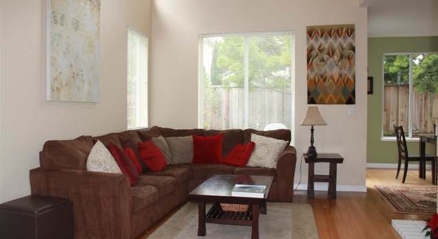 Photo of 4 Mainsail Ct, Richmond, CA 94804