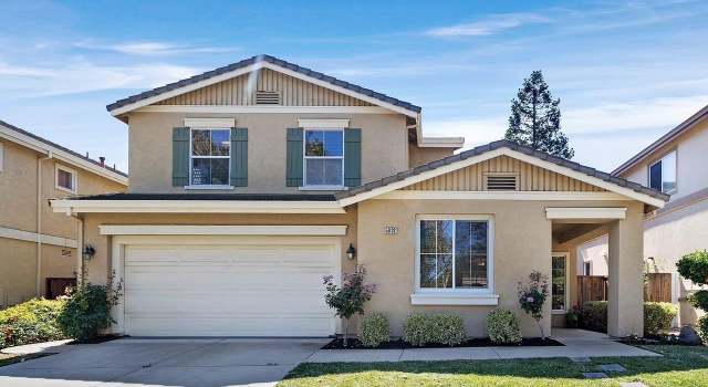 Photo of 5032 Persimmon Dr, Dublin, CA 94568