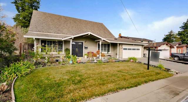 Photo of 11598 Estrella Ct, Dublin, CA 94568