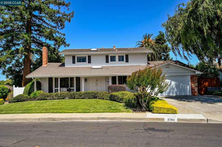 Photo of 3701 Sattler Dr Concord, CA 94519