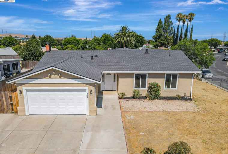 Photo of 35 Chelsea Way Pittsburg, CA 94565