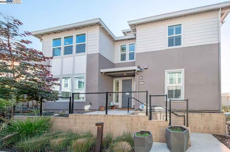 Photo of 4338 Healdsburg Way Dublin, CA 94568