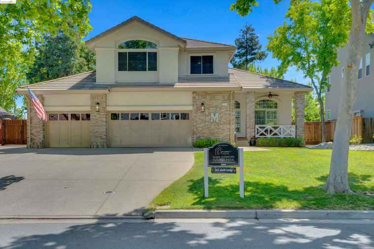 Photo of 610 Garland Way Brentwood, CA 94513