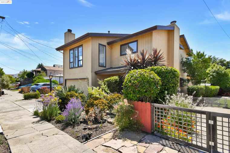 Photo of 7 Pomona Ave El Cerrito, CA 94530