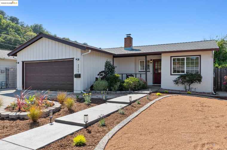Photo of 2309 Potrero Ct Pinole, CA 94564
