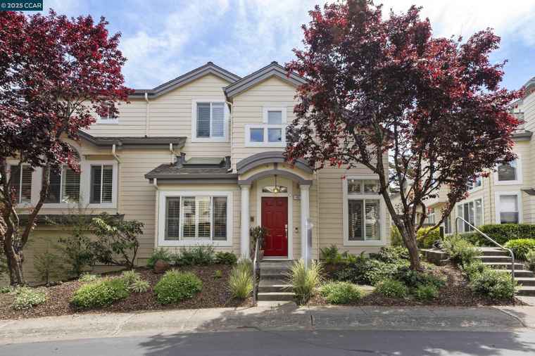 Photo of 43 Patrick Way Half Moon Bay, CA 94019