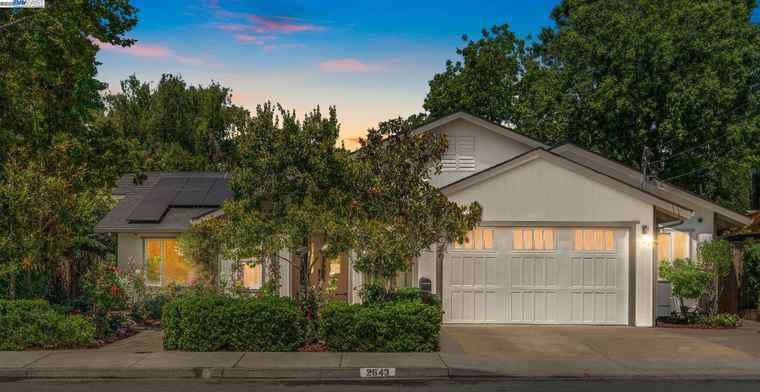 Photo of 2643 Buena Vista Ave Walnut Creek, CA 94597