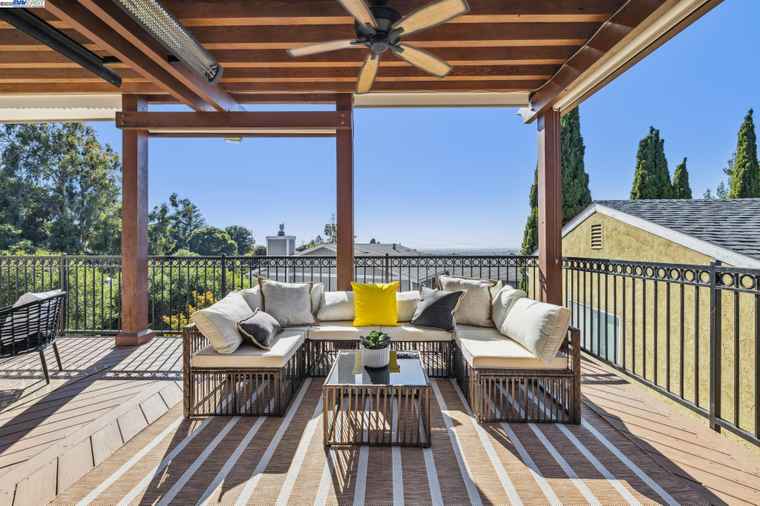 Photo of 25321 Morse Ct Hayward, CA 94542