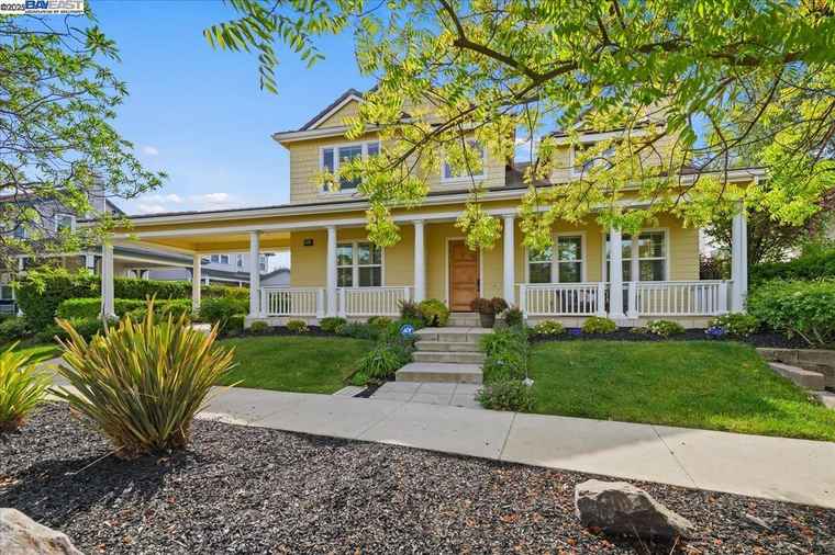 Photo of 3043 Picholine Dr Livermore, CA 94550