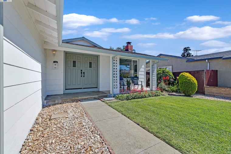 Photo of 1942 Sherman Dr Union City, CA 94587