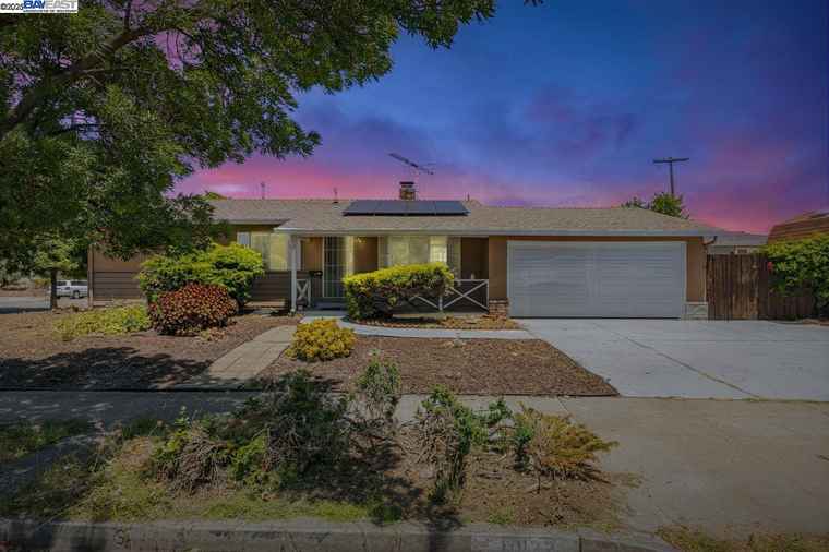 Photo of 40122 Besco Dr Fremont, CA 94538