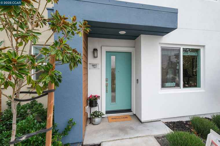 Photo of 927 Sienna Loop San Leandro, CA 94579