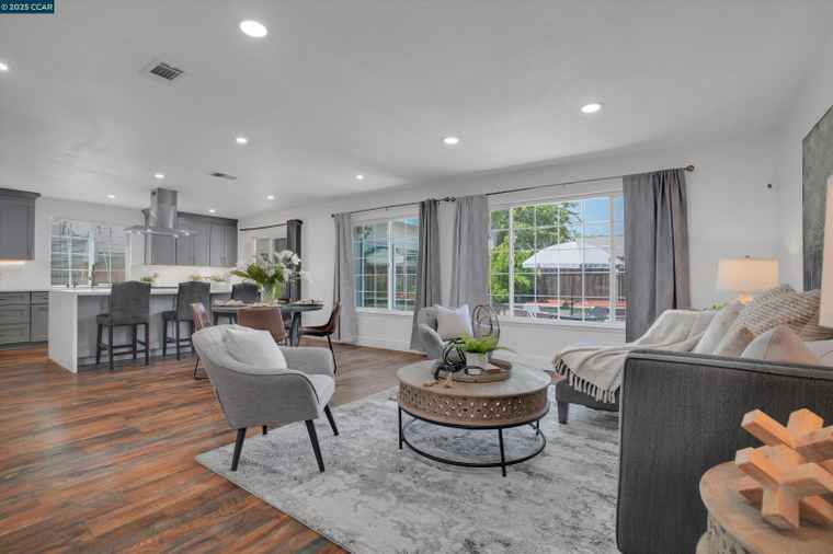 Photo of 5438 Scenic Ave Livermore, CA 94551