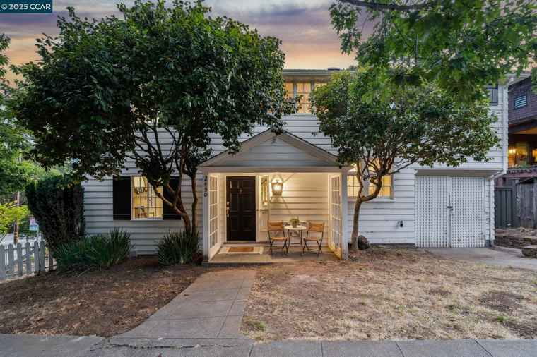 Photo of 2450 Hillside Ave Berkeley, CA 94704
