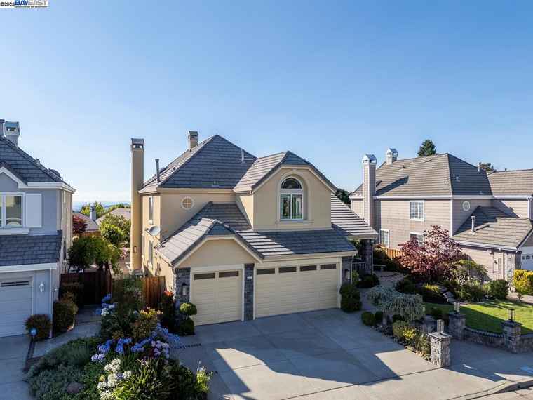 Photo of 4315 Sundew Ct Hayward, CA 94542