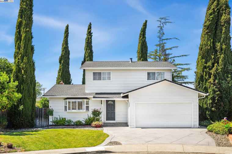 Photo of 7299 Elba Ct Dublin, CA 94568